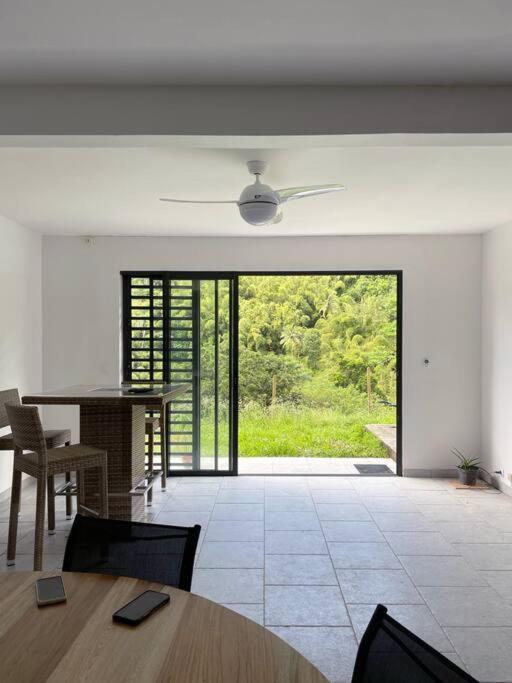 Spacieux Appartement A La Villa Montagne Le Carbet Esterno foto